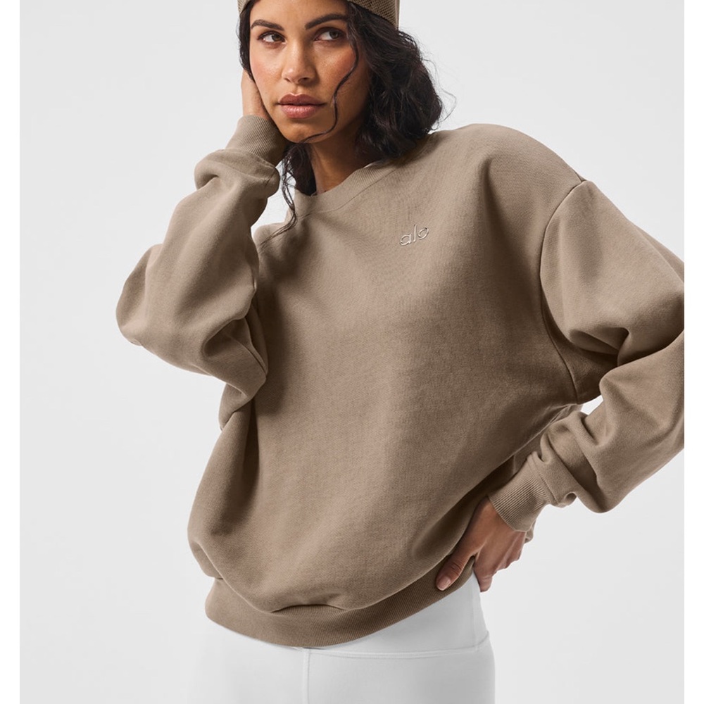 Alo Yoga accolade gravel Crew Neck